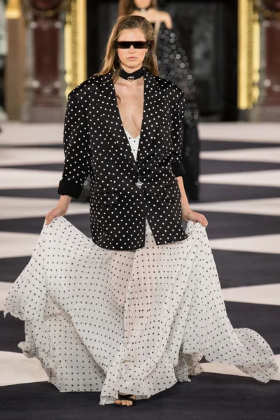 Look 82